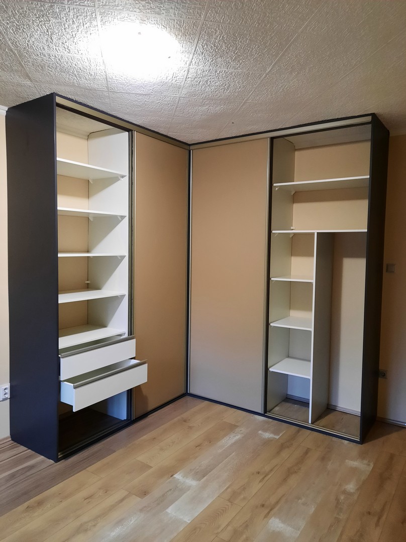 Beépített szekrény - Gyöngyös